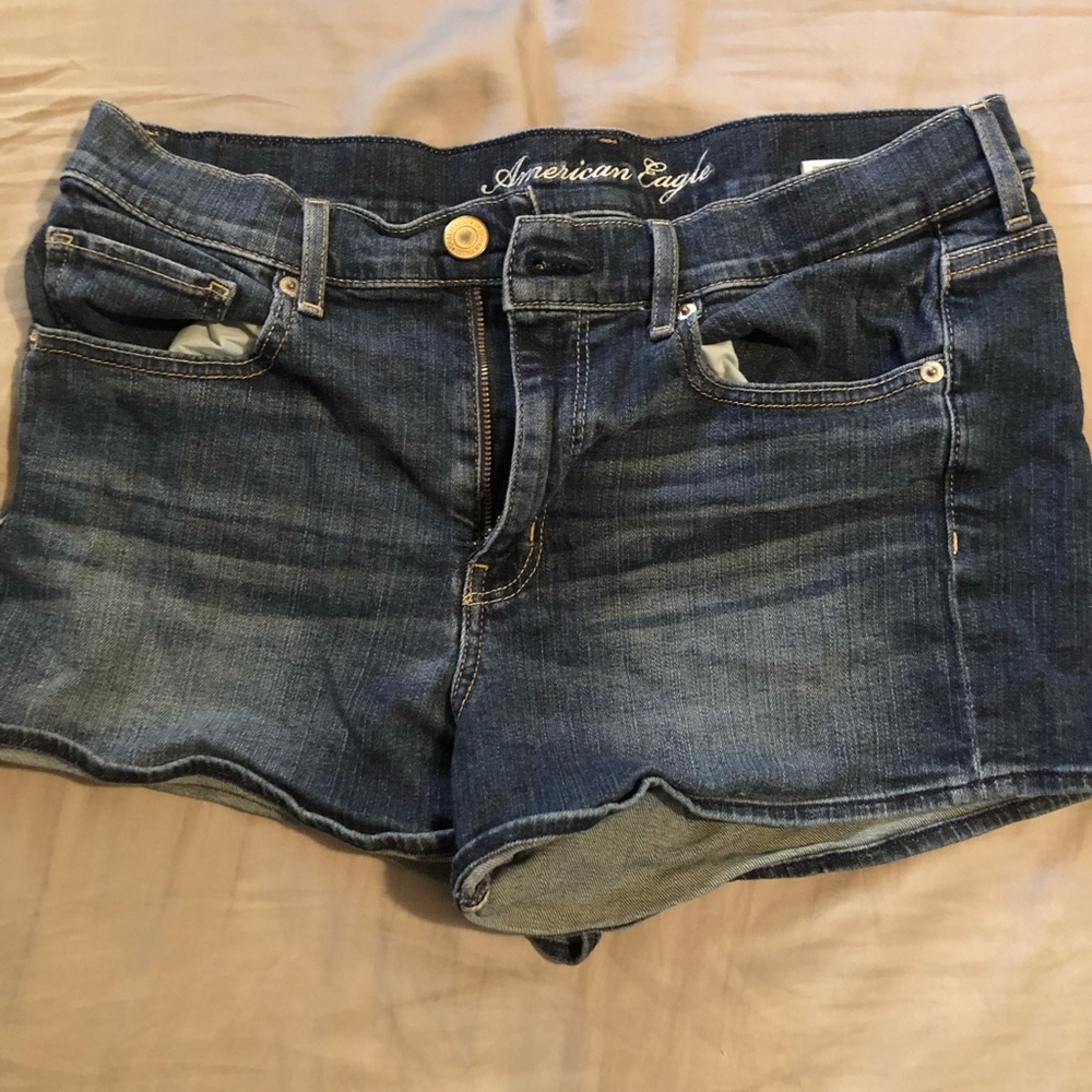 Size 12 dark wash American Eagle shorts